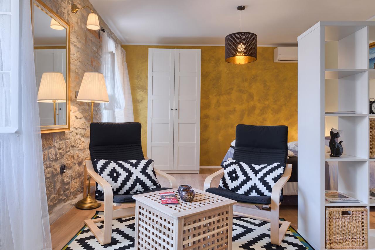 Luxury Apartment Fabris โรวีน ภายนอก รูปภาพ