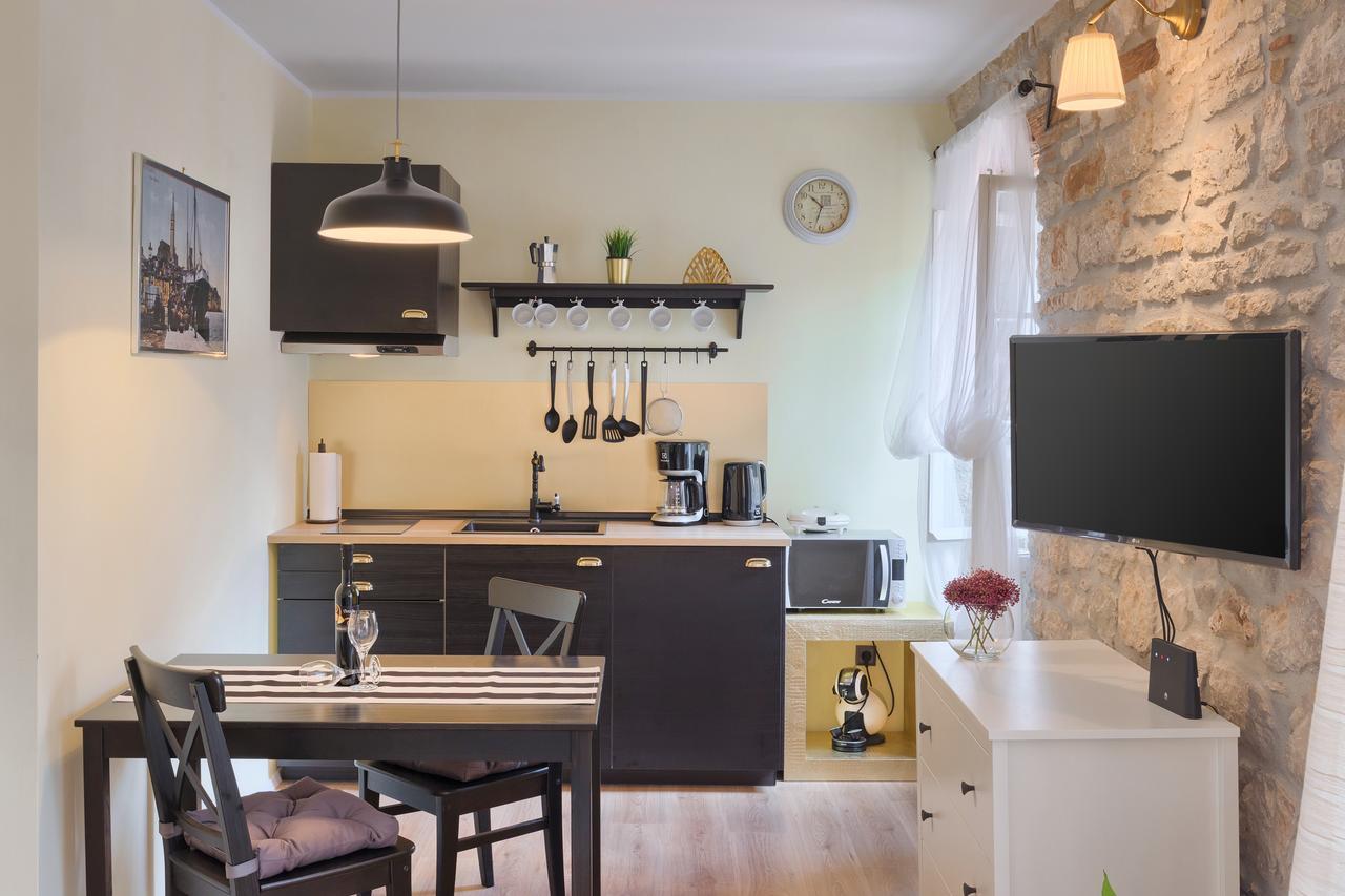 Luxury Apartment Fabris โรวีน ภายนอก รูปภาพ