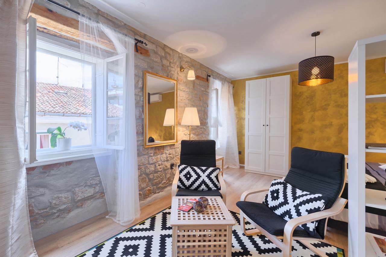 Luxury Apartment Fabris โรวีน ภายนอก รูปภาพ