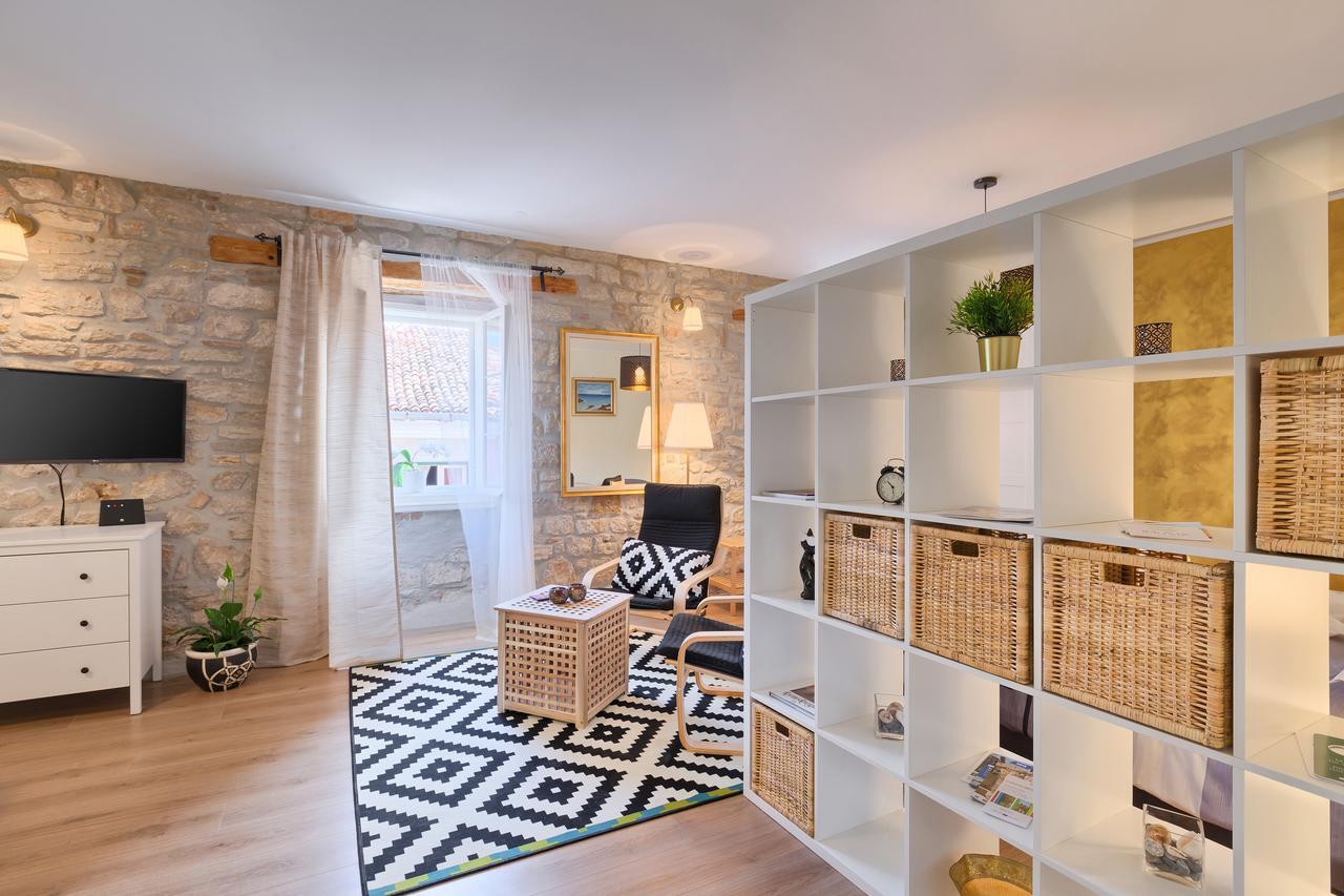 Luxury Apartment Fabris โรวีน ภายนอก รูปภาพ