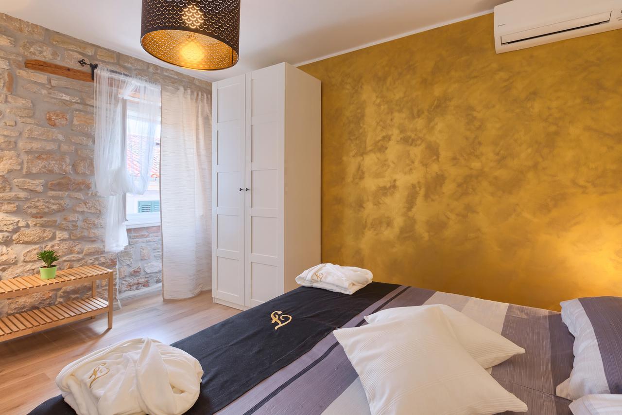 Luxury Apartment Fabris โรวีน ภายนอก รูปภาพ