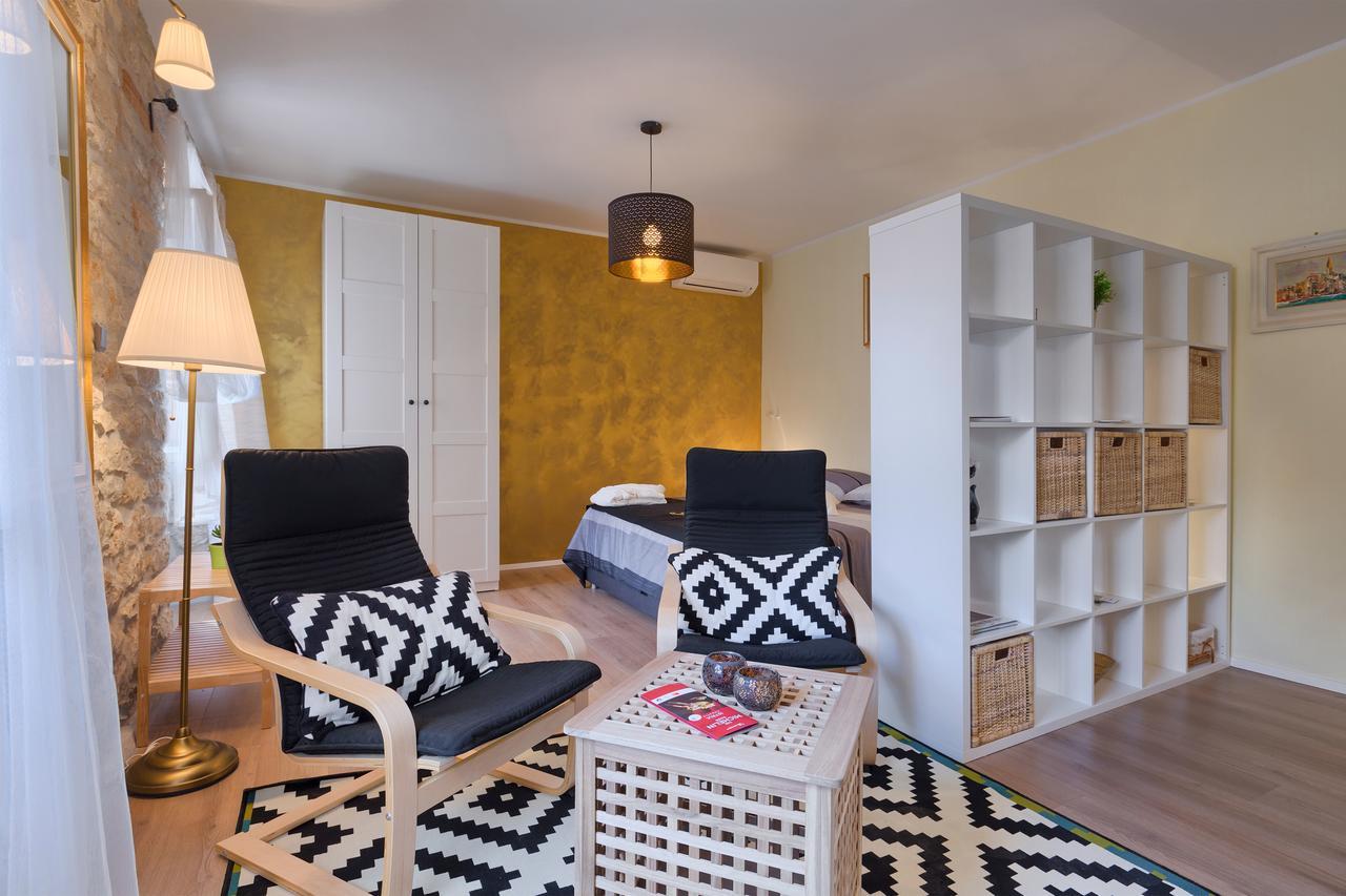 Luxury Apartment Fabris โรวีน ภายนอก รูปภาพ